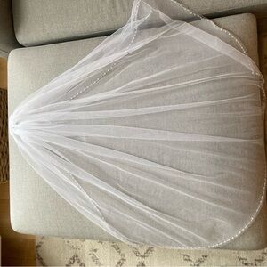 Fingertip length wedding veil bridal